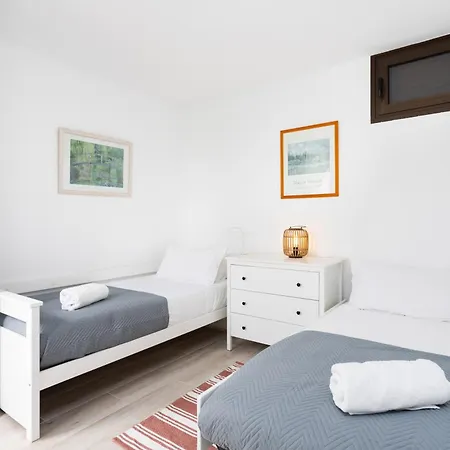 Lejlighed Amazing 2 Bedrooms By The Sea,