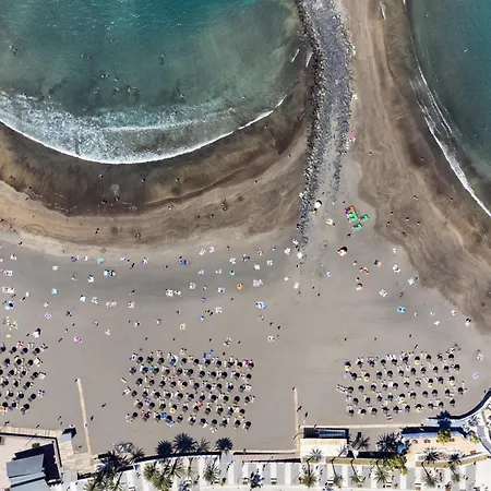 Lejlighed Amazing 2 Bedrooms By The Sea, *